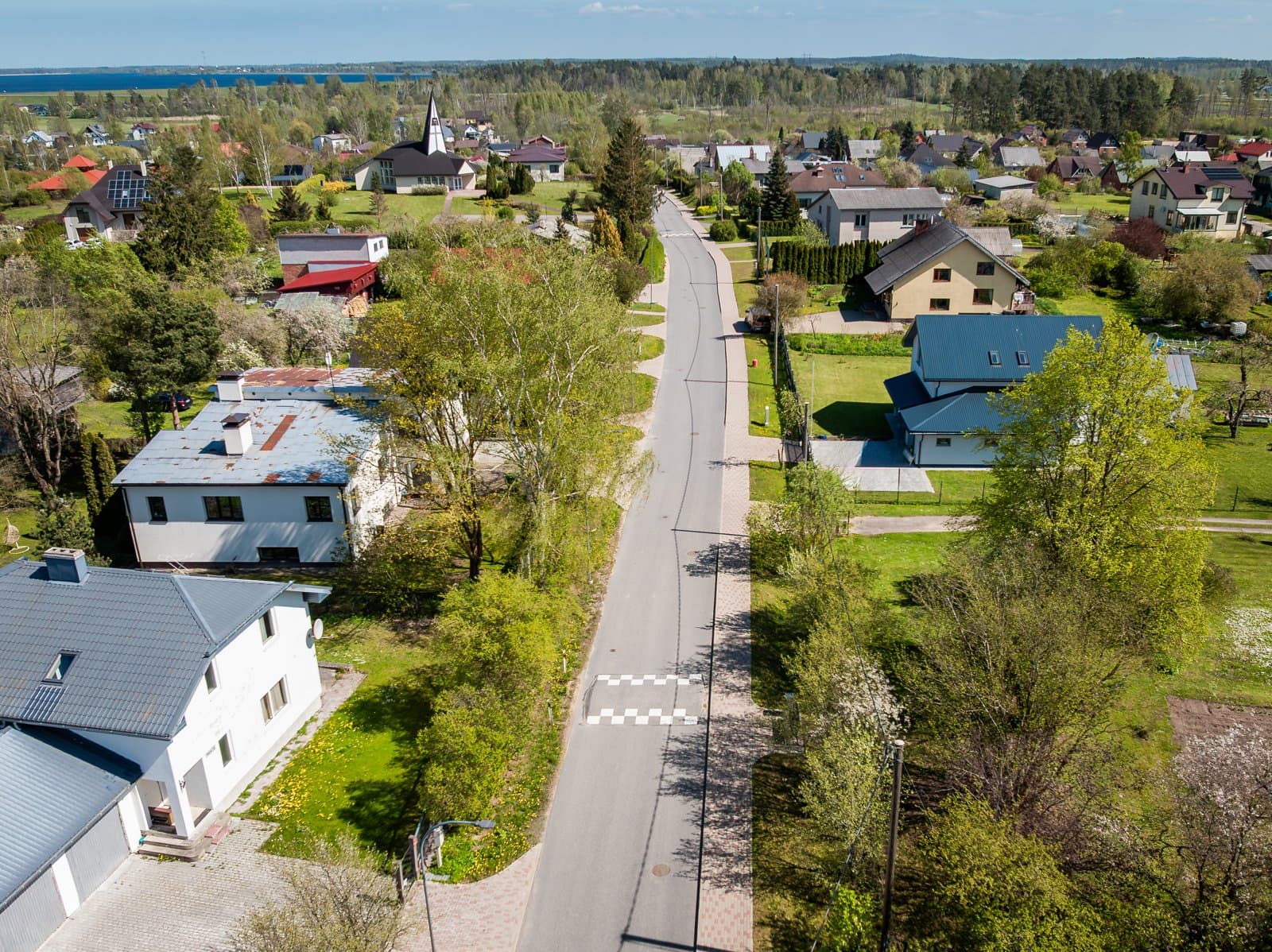 MA Spring Housing Shift: 10,000 Listings and the MBTA Zoning Squeeze
